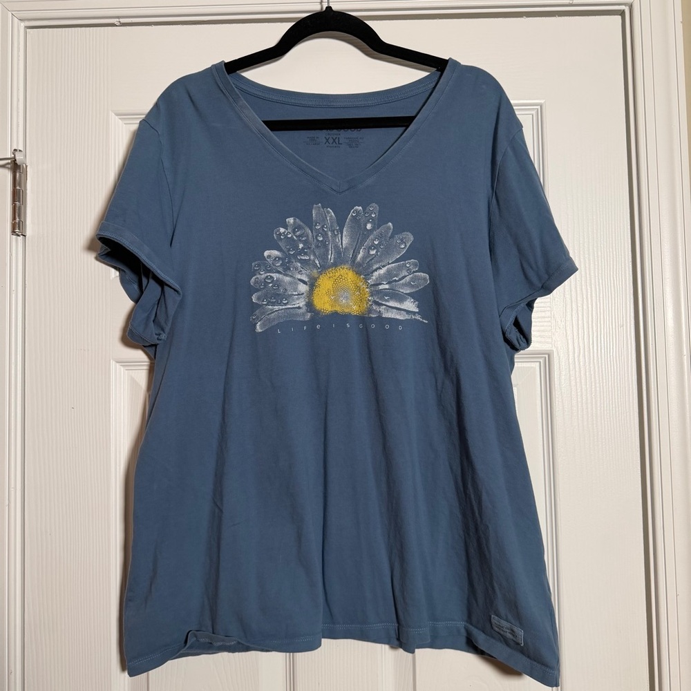 7 SHIRT BUNDLE LIFE IS GOOD Tshirts Tops - Picture 5 of 8